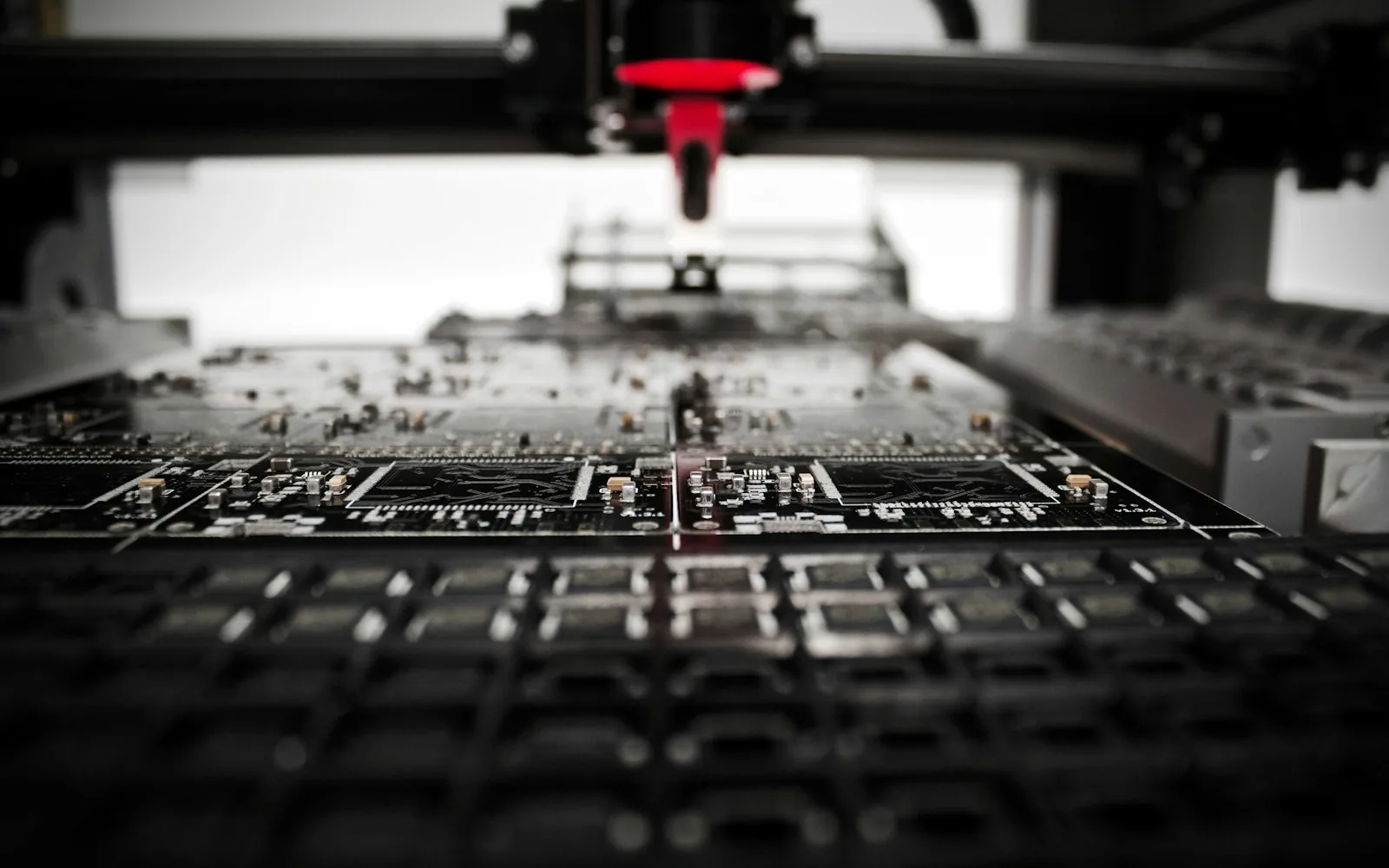 Circuit-board assembly equipment in electronics manufacturing